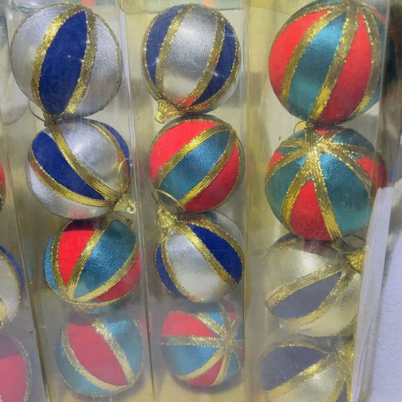 Liberty Bell Christmas Satin Striped Balls Tree Ornaments NOS Lot of 4-4pk (16) - Picture 3 of 9